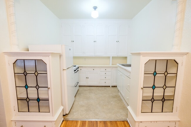 1 Bedroom - The Granada