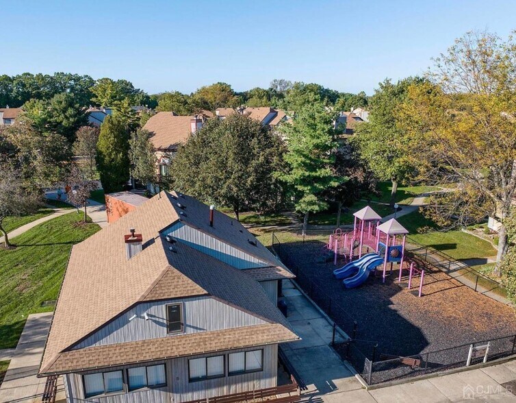 Playground and club house - 130 Diamond Ln