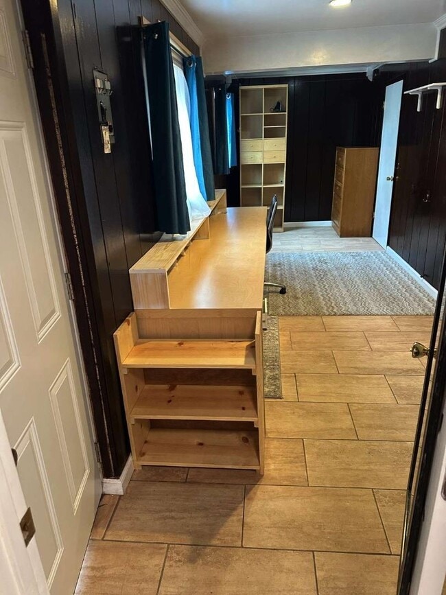 Building Photo - 25 Vía Delizia