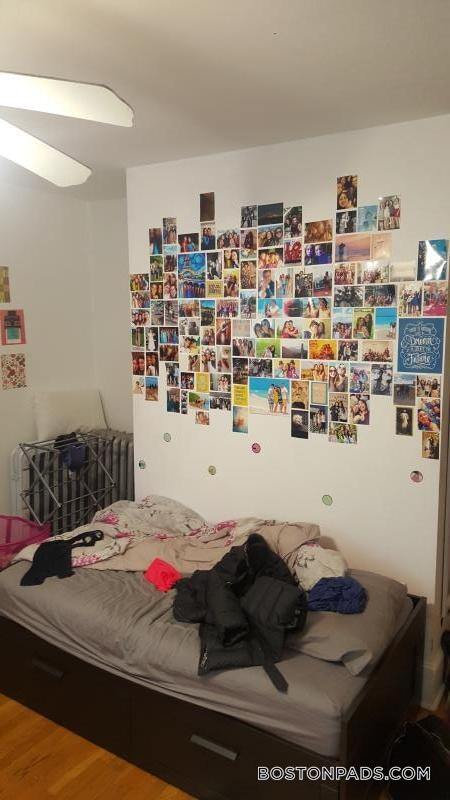 Building Photo - 64 Hemenway St