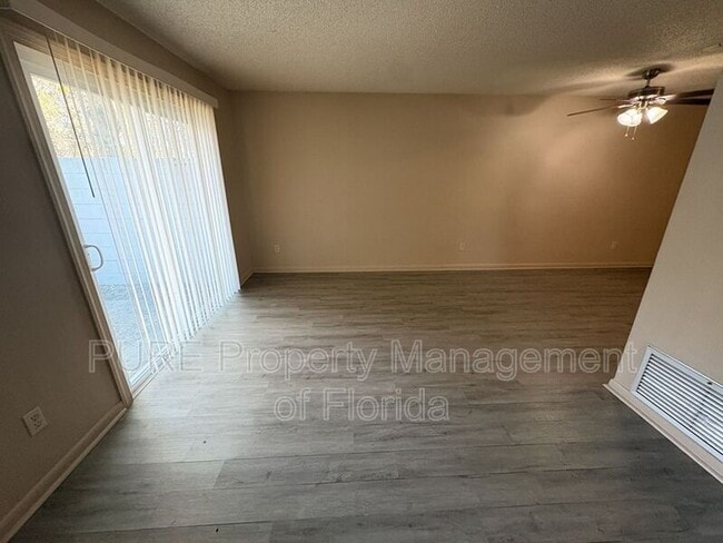 Building Photo - 2040 SE 40th Street Rd