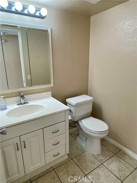 Building Photo - 25885 Trabuco Rd