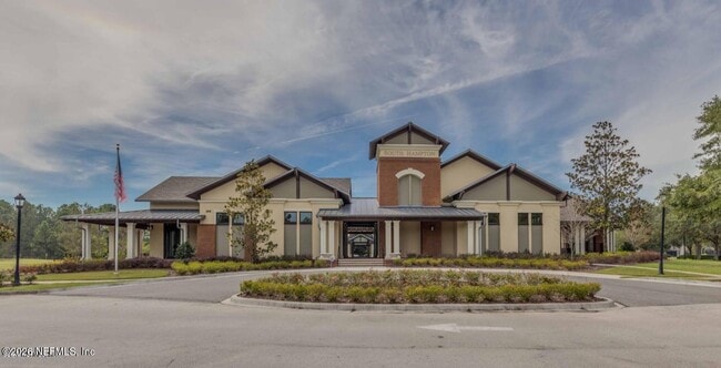 Building Photo - 232 S Hampton Club Way