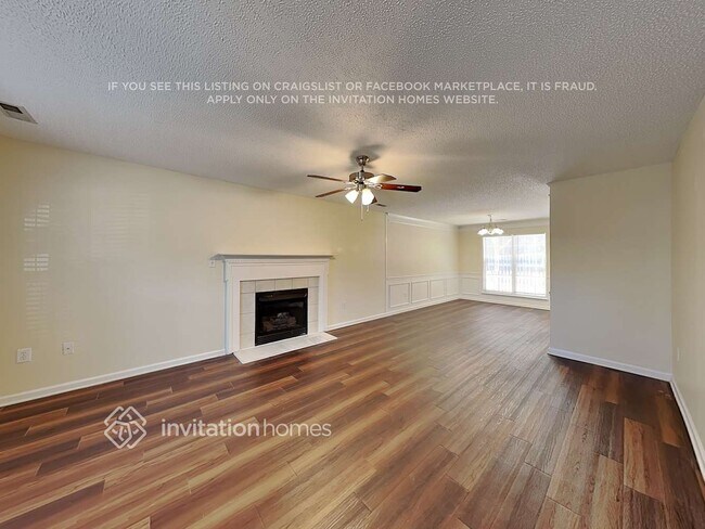 Building Photo - 216 Bradford Glyn Dr