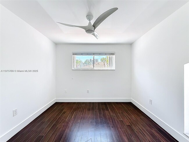 Building Photo - 3769 NE 209th Terrace