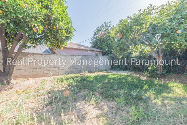 Building Photo - 5938 Southside Dr