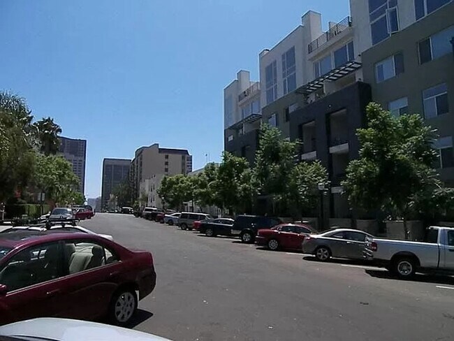 Building Photo - The Mills at Cortez Hills