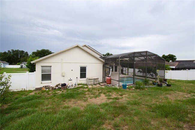 Building Photo - 447 Via Del Sol Dr