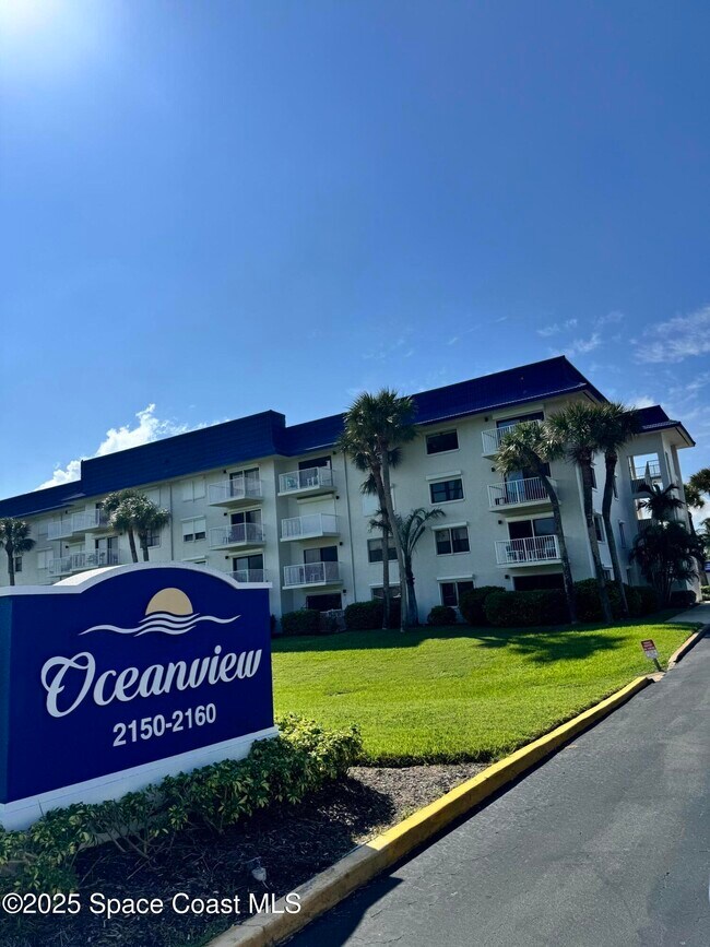 Building Photo - 2160 N Hwy A1A