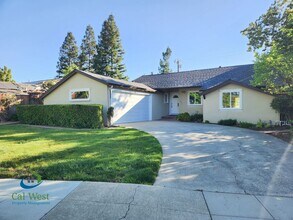 Building Photo - $6295 - Spacious 4 Bed/2 Bath Los Gatos Home with Air Conditioning/Award Winning Schools