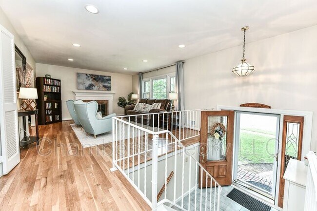 Building Photo - 7807 Suffolk Ct