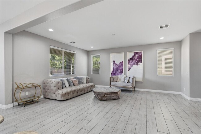 Building Photo - 9362 Noble Sage Ave