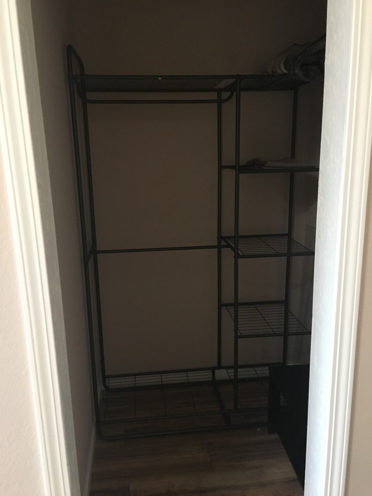 Building Photo - 283 McCreery Ave