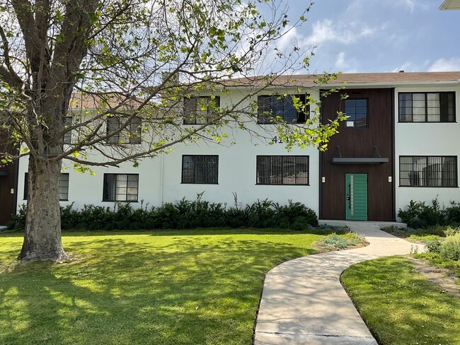 Building Photo - Acclaim at Baldwin Village