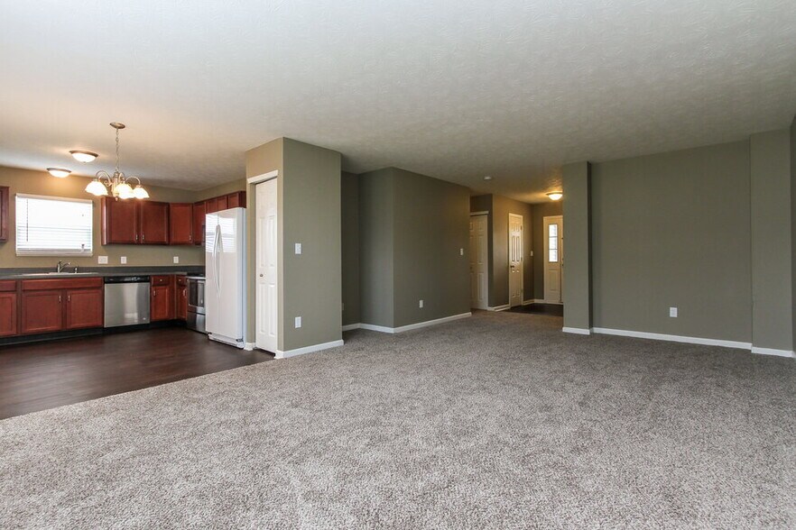 Building Photo - 2178 Rossington Ln