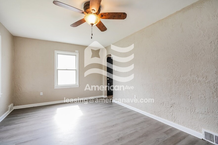 Building Photo - 2109 Oliver St