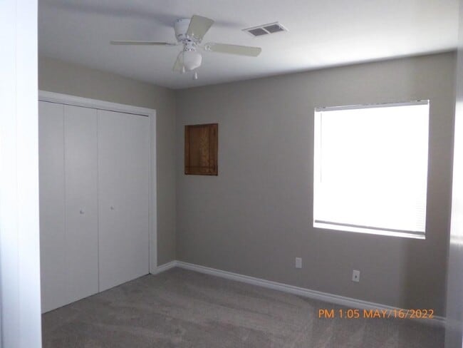 Building Photo - 4036 NW Ozmun Ave