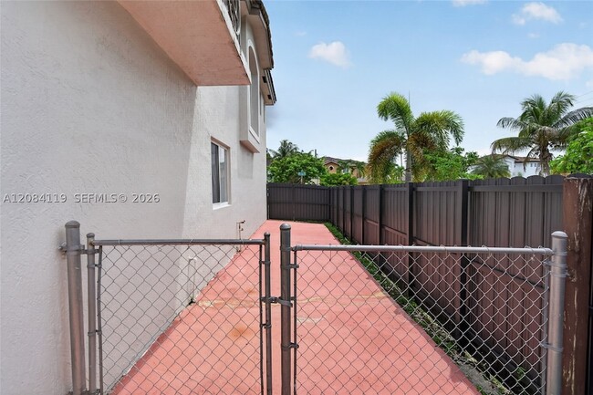 Building Photo - 14631 SW 176th Terr