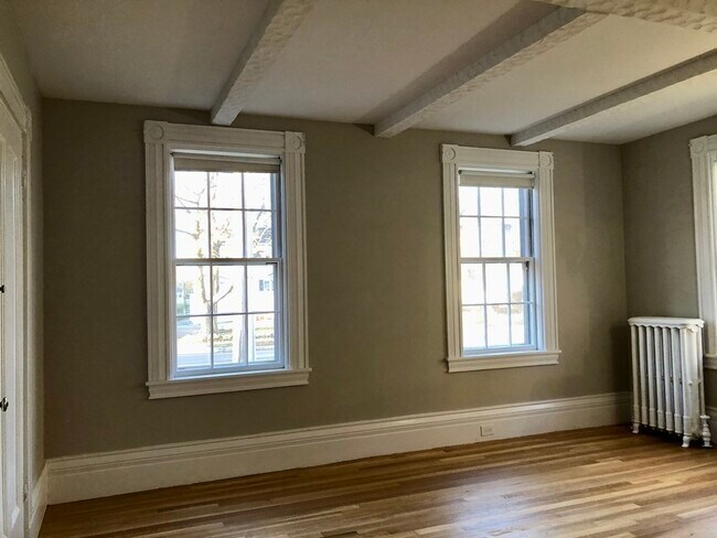 Building Photo - 55 Salem St