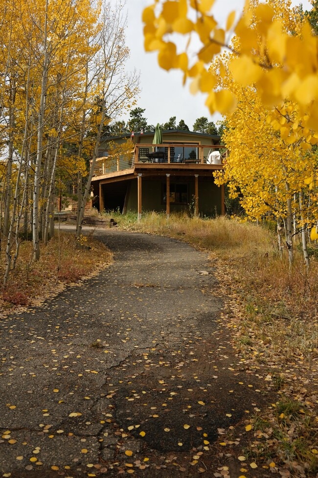 Building Photo - 173 Lodge Pole Way