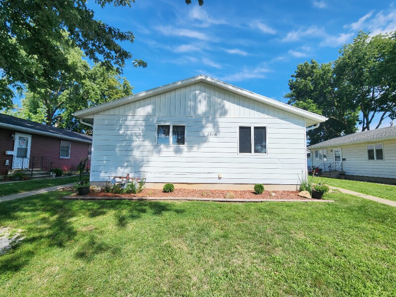 Building Photo - 1516 Sycamore St