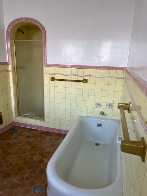 Building Photo - 926 S Curson Ave