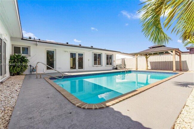 Building Photo - 5103 SW 128th Pl