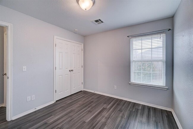 Building Photo - 408 Cherokee Gate Dr