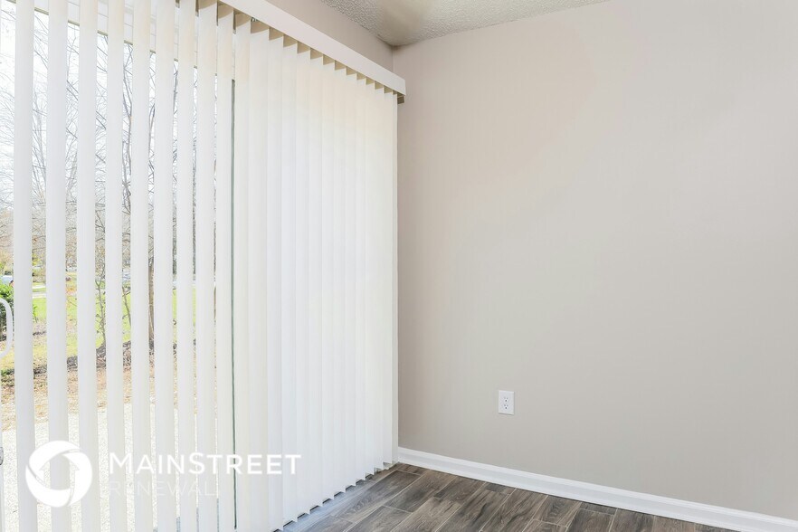 Building Photo - 6200 Martin Lake Rd