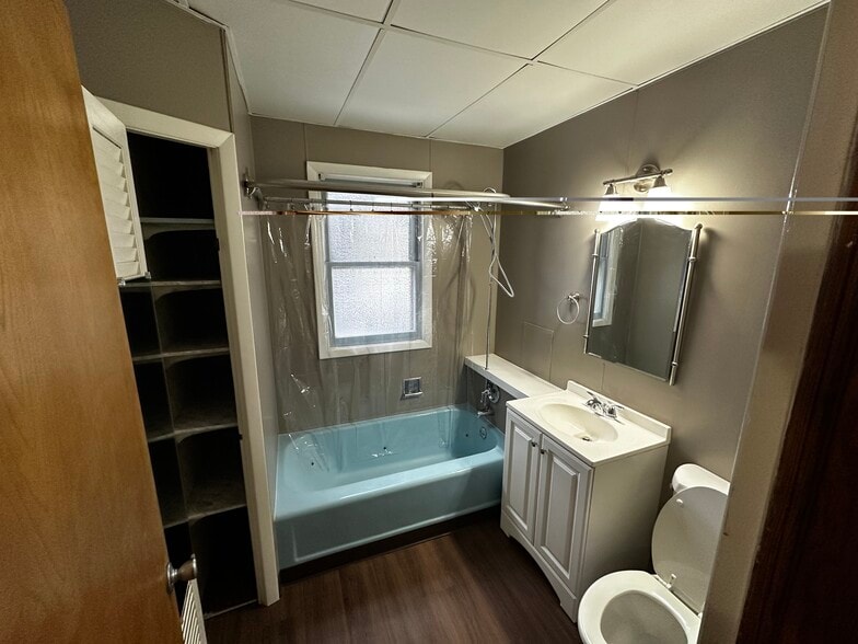 Building Photo - 23 Indian Orchard Pl