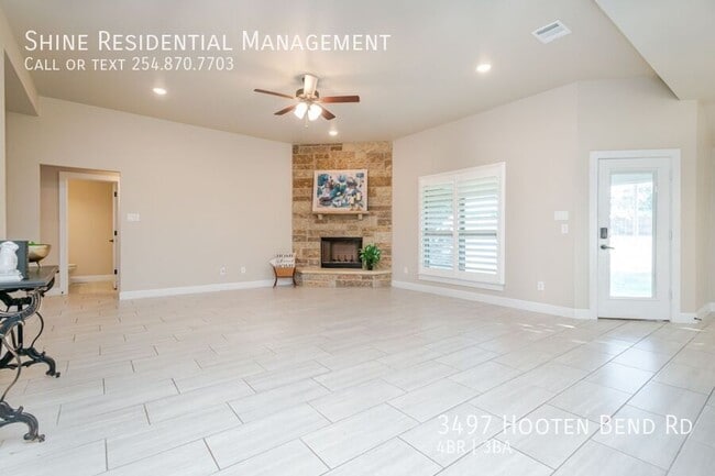 Building Photo - 3497 Hooten Bnd