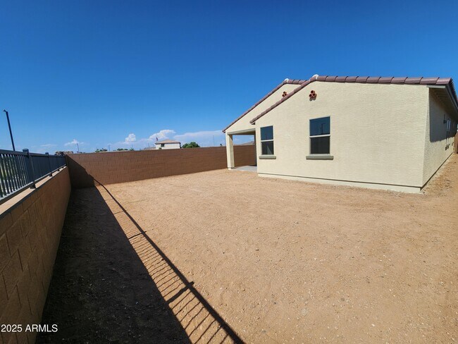 Building Photo - 11214 N 168th Dr