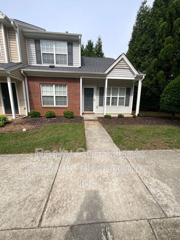 Building Photo - 239 Bridford Downs Dr