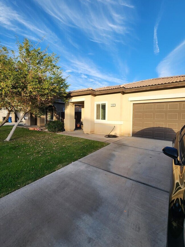 Building Photo - Newer 3 Bd/2 Bath Home for Rent