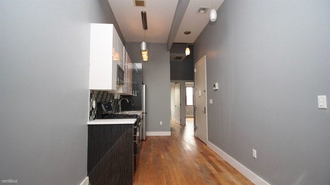 Building Photo - 99 Wilson Ave