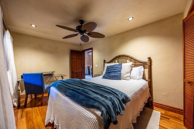 Building Photo - 250 Amakihi Way