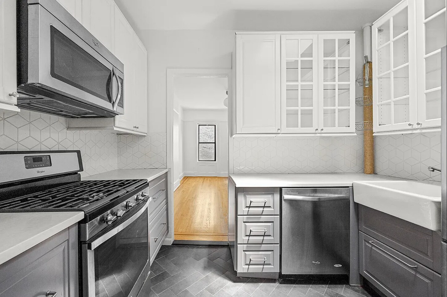 Building Photo - 503 3rd St