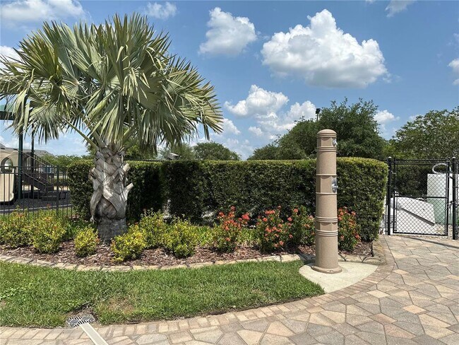 Building Photo - 6268 Great Bear Dr