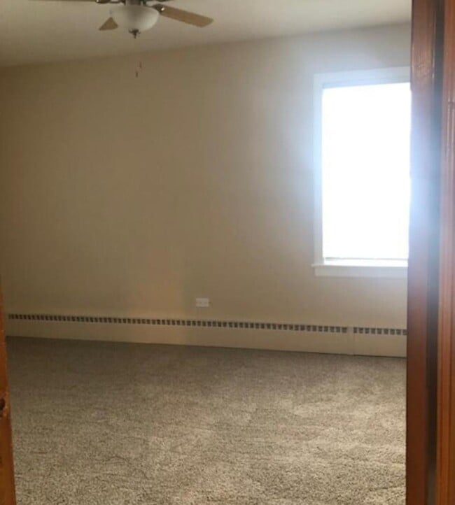 Building Photo - 6100 S Kenneth Ave