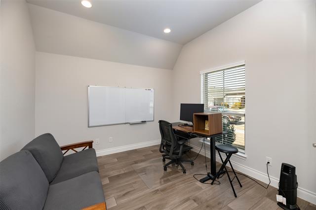 Building Photo - 2421 Stella Ln