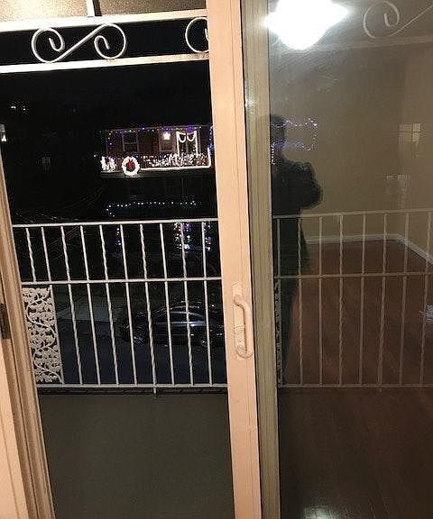Primary Photo - "Charming 3-Bedroom Oasis with 2 Full Bath...