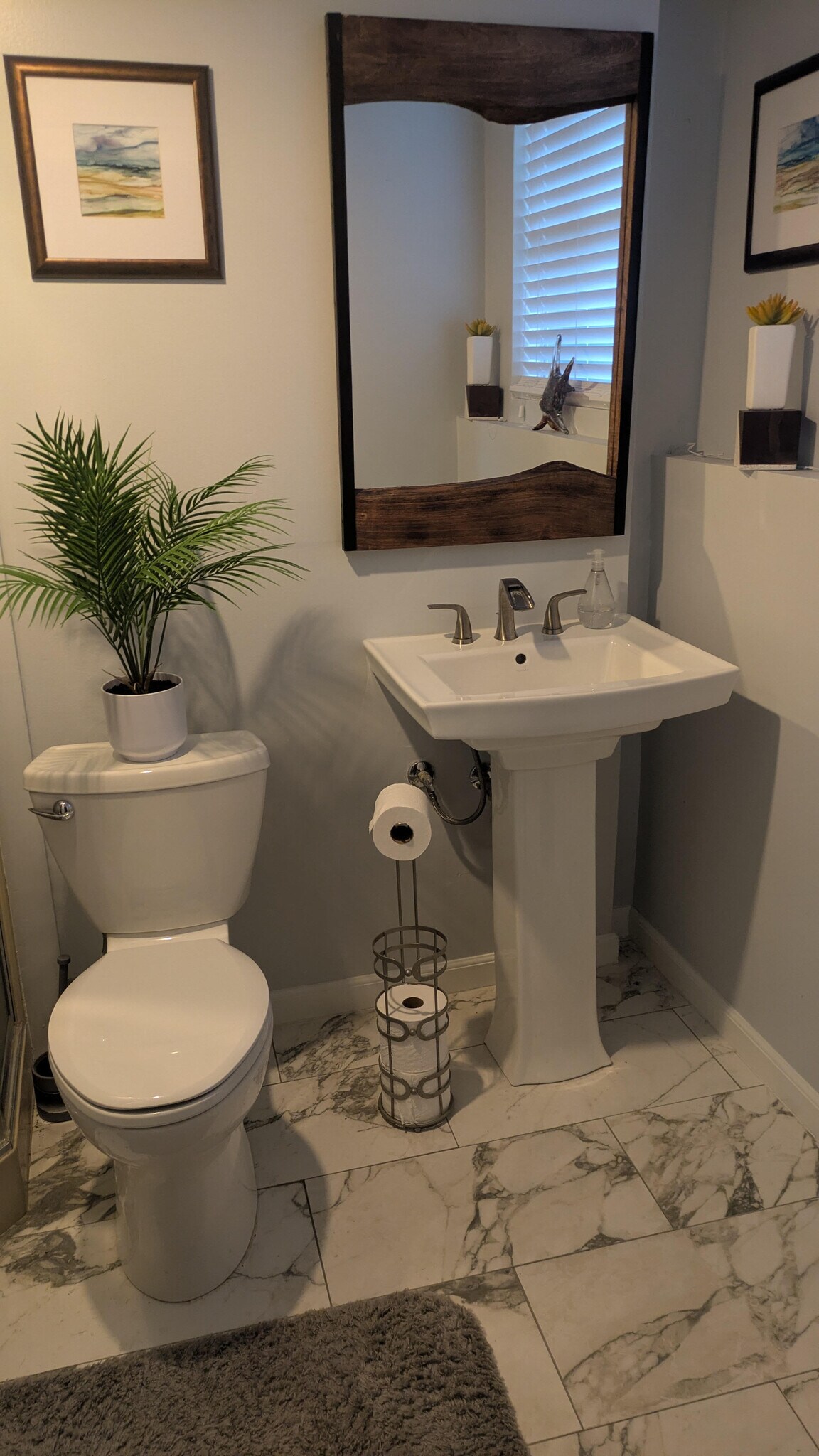 Downstairs bathroom - 1412 SW 130th St