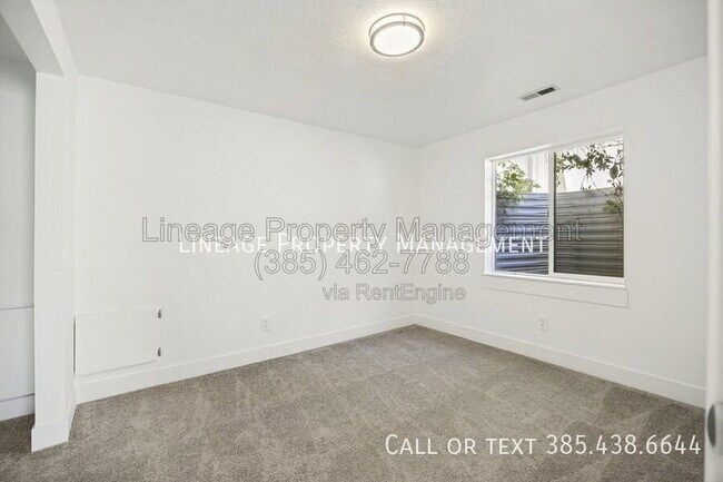 Building Photo - 13863 Kessler Peak Dr