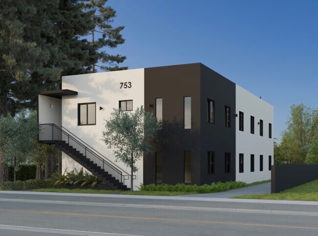 Building Photo - 753 NW 30th St