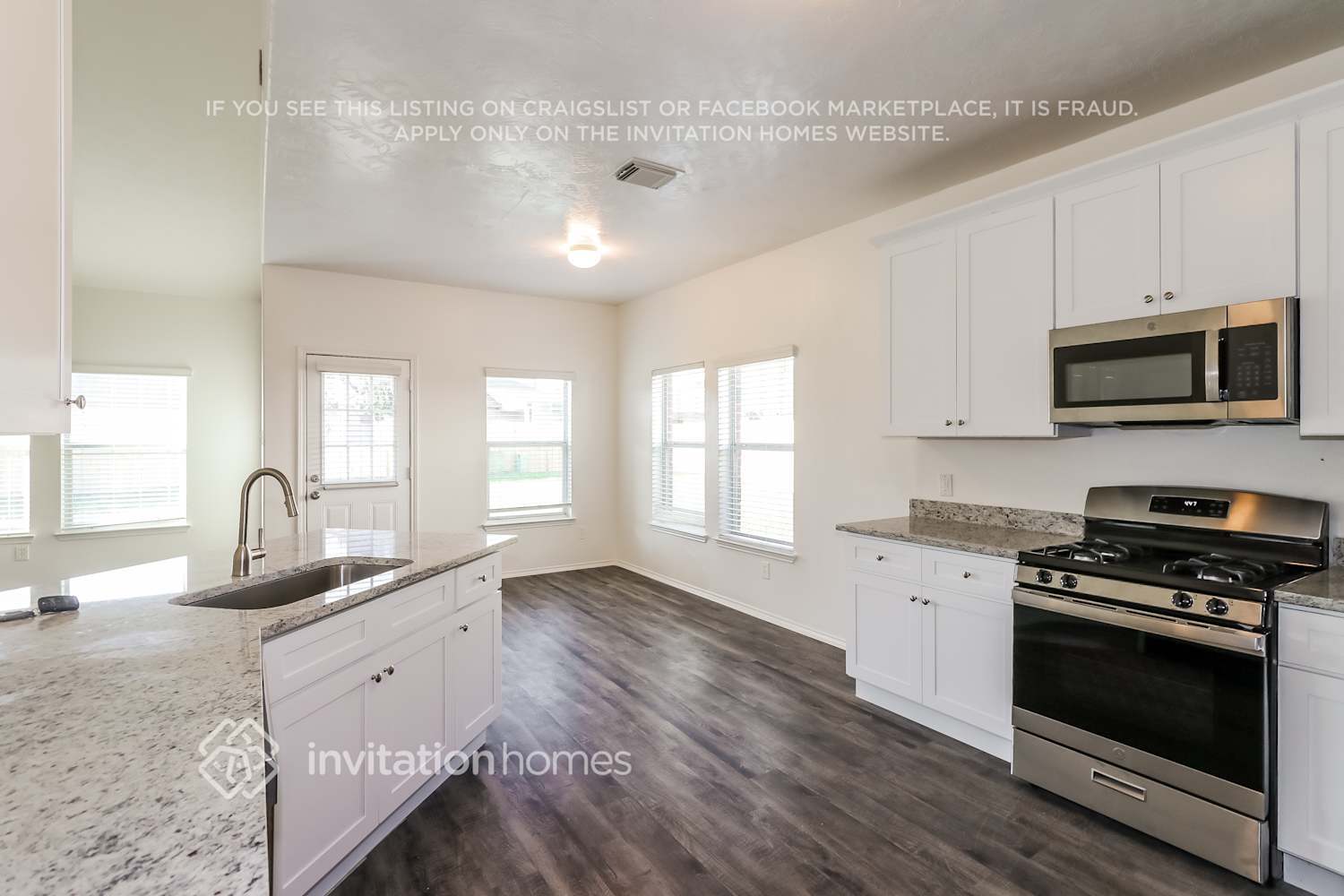 Building Photo - 21402 Mission Falls Dr
