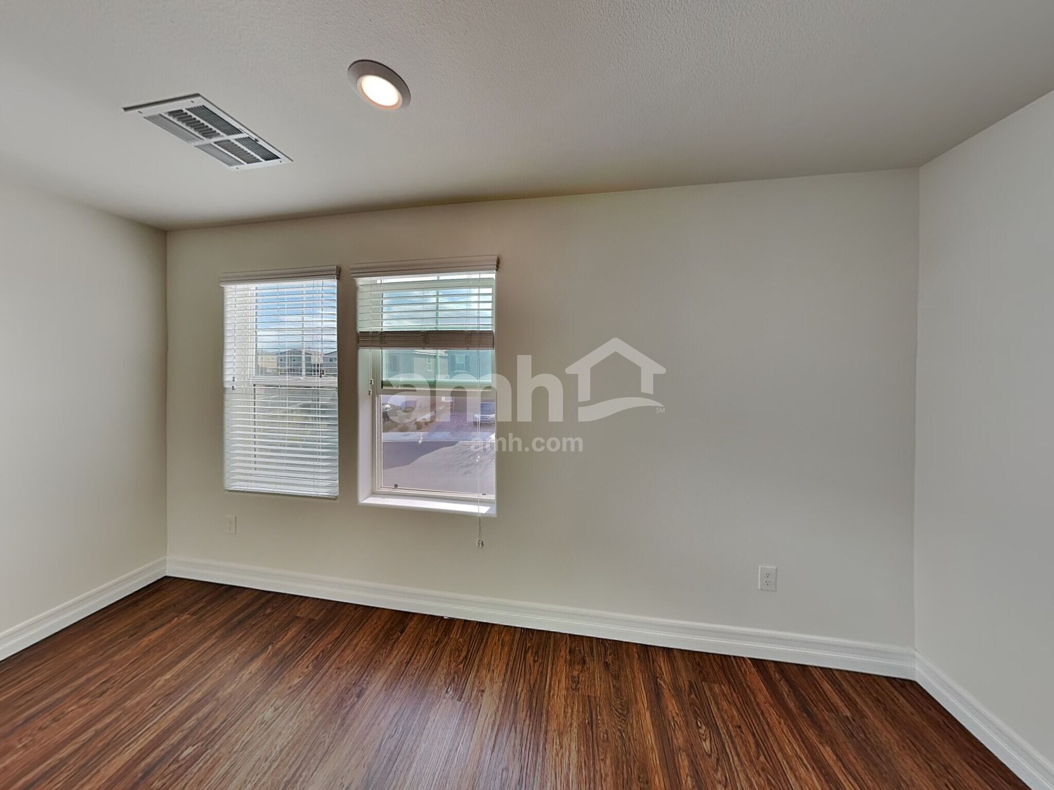 Building Photo - 4719 Tree Swing St