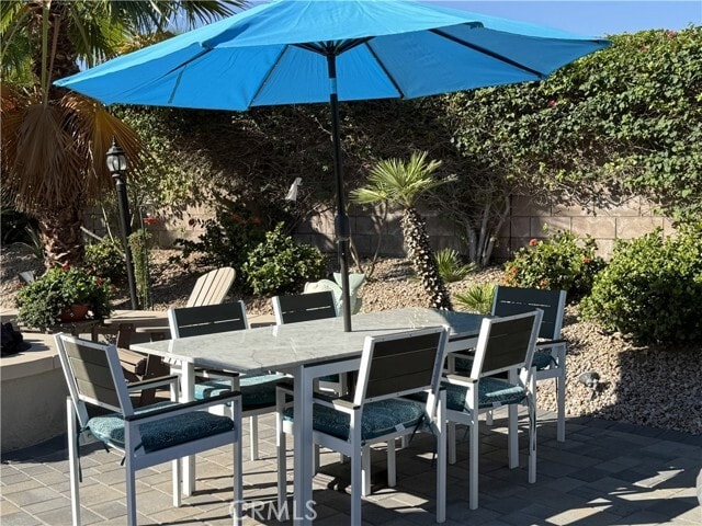 Building Photo - 35859 Cumberland Ct