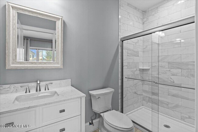 Building Photo - 1613 Ocean Ave