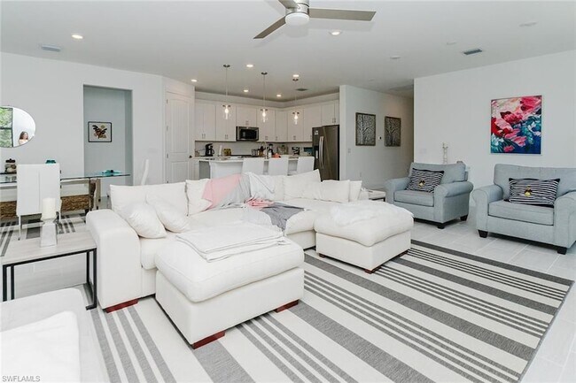 Building Photo - 5939 Gala Dr