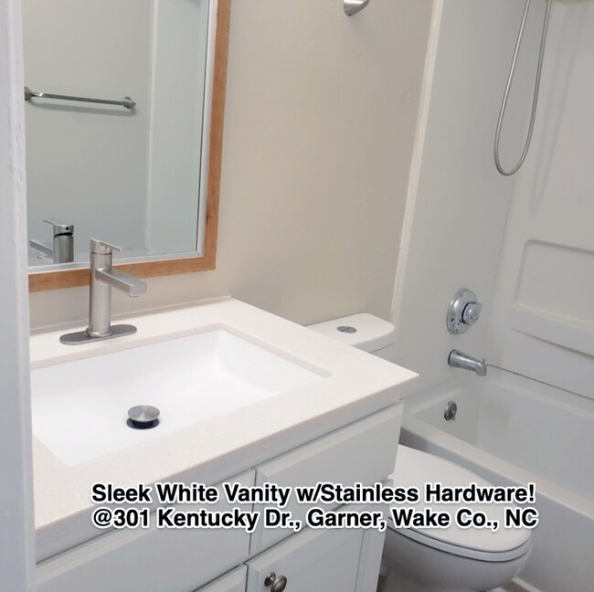 Building Photo - 301 Kentucky Dr